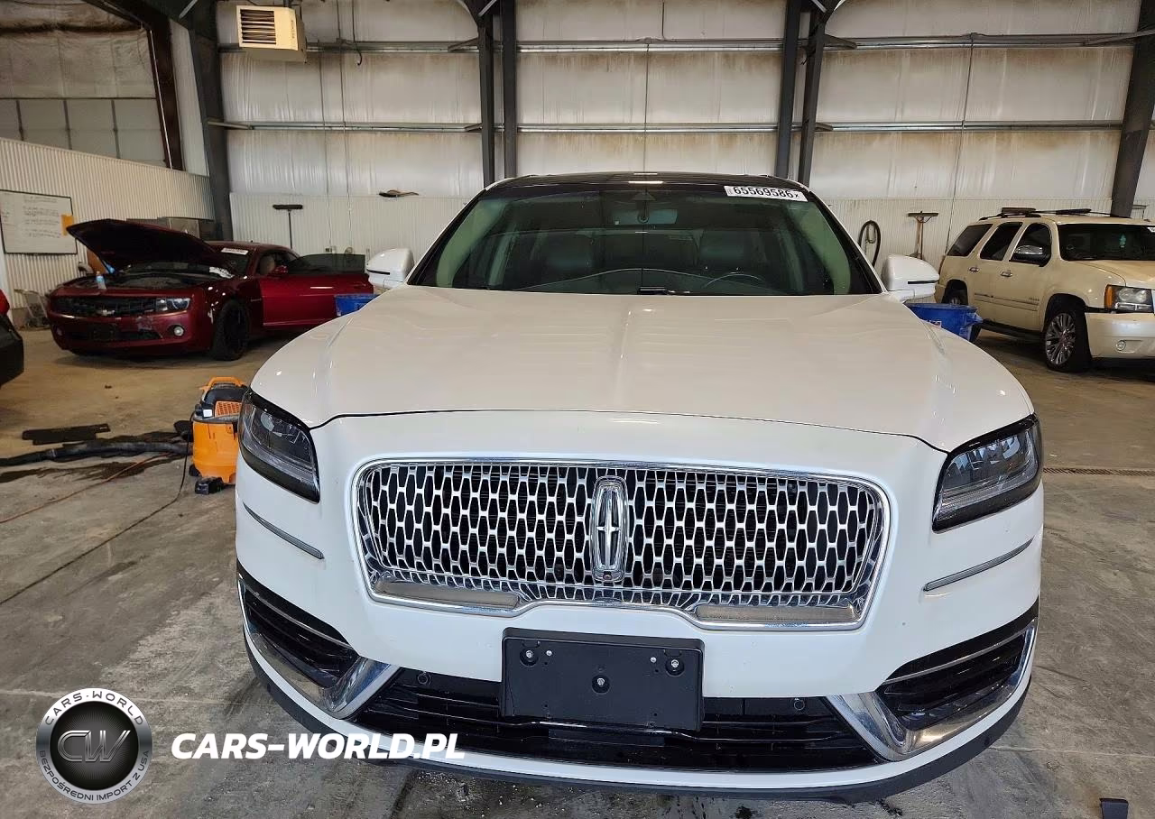 2019 Lincoln Nautilus Reserve VIN:2LMPJ8L96KBL45796 - 5