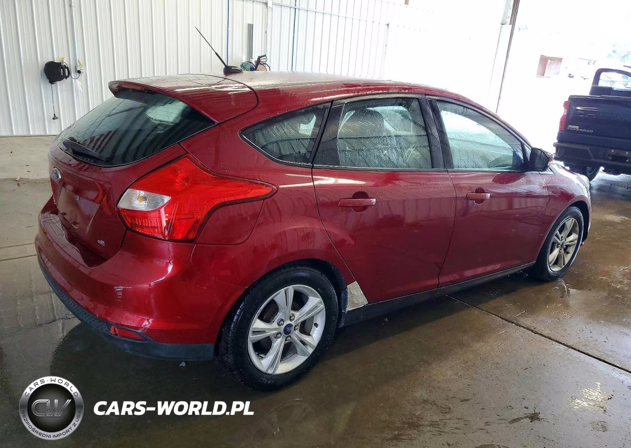 2014 Ford Focus Se VIN:1FADP3K2XEL428411 - 3