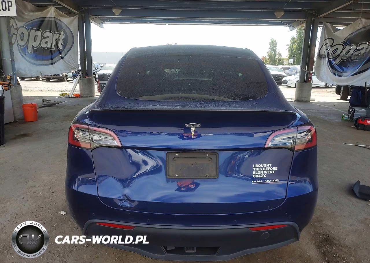 2022 Tesla Model Y VIN:7SAYGDEF3NF365609 - 6