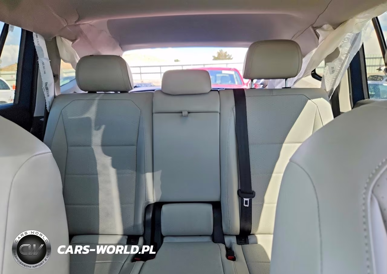 2019 Volkswagen Tiguan Se VIN:3VV2B7AX3KM043823 - 10