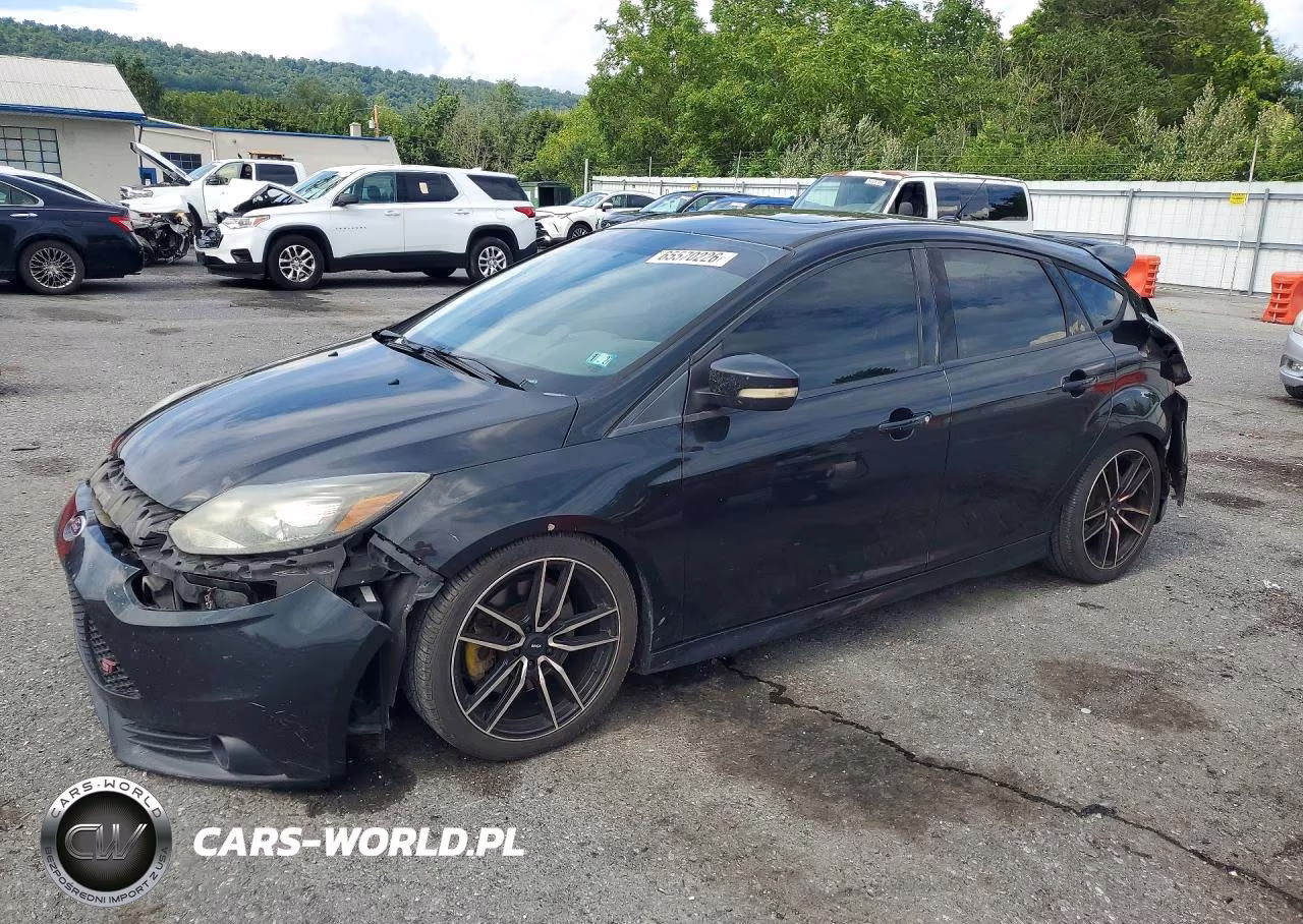 2014 Ford Focus St – zdjęcie 1 z 12
