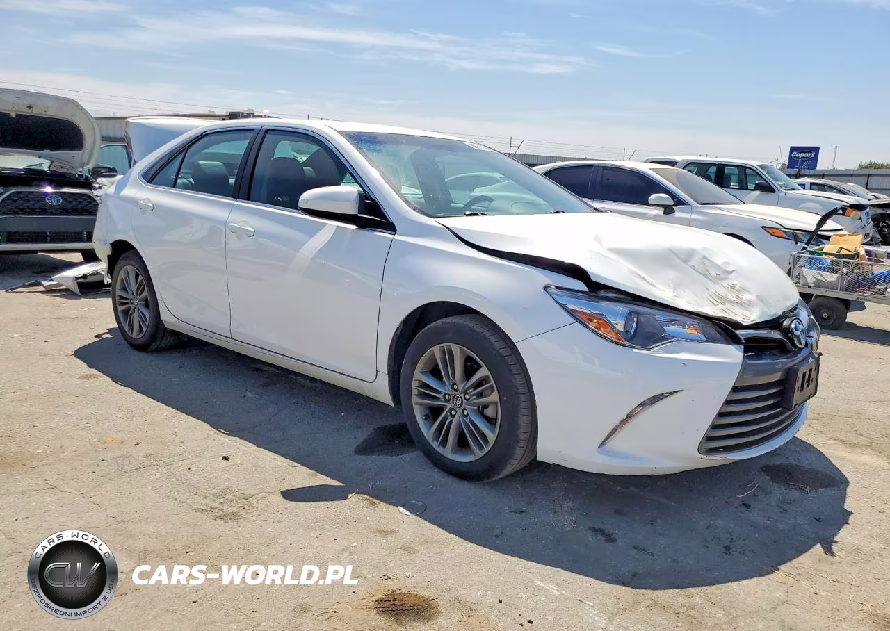 2017 Toyota Camry Se VIN:4T1BF1FK5HU813033 - 4