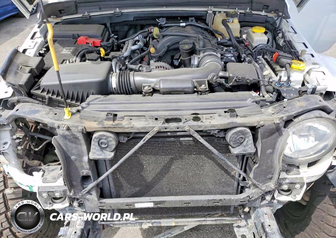 2018 Jeep Wrangler Unlimited Sahara VIN:1C4HJXEGXJW319113 - 12