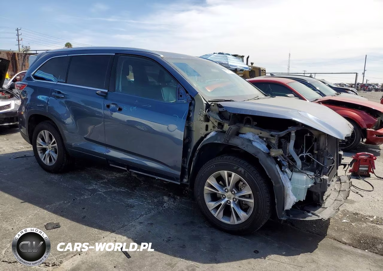 2015 Toyota Highlander Xle VIN:5TDKKRFH2FS117511 - 4