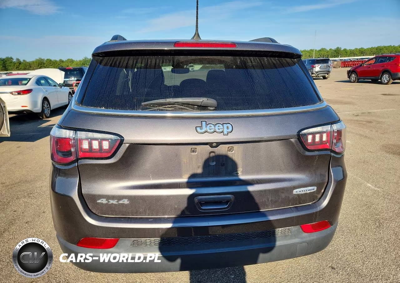 2022 Jeep Compass Latitude VIN:3C4NJDBB7NT107033 - 6