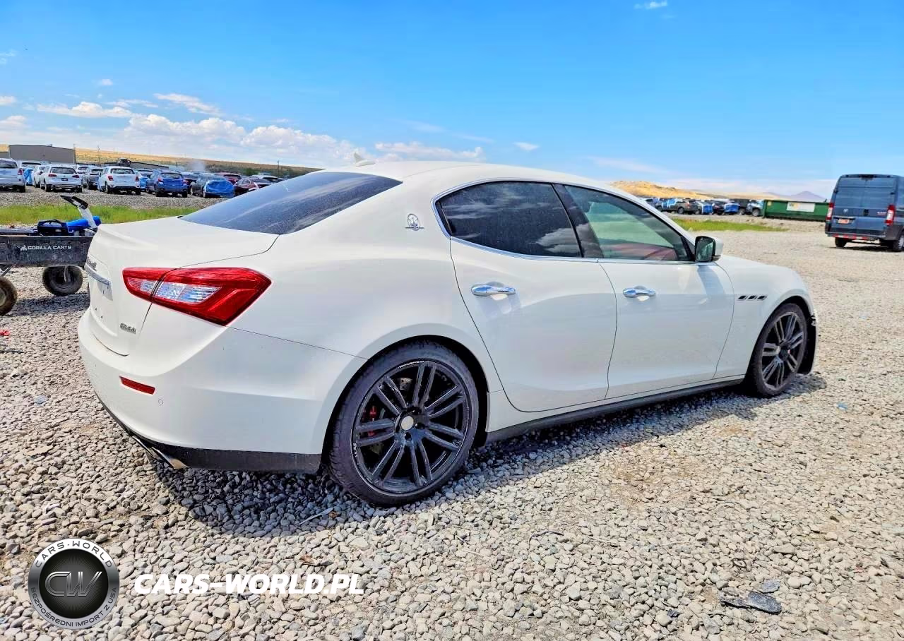 2015 Maserati Ghibli VIN:ZAM57RTA4F1140951 - 3