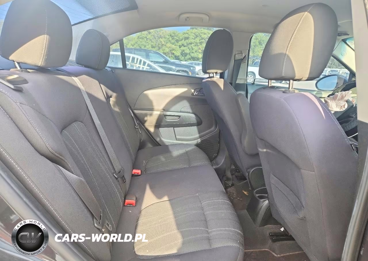 2015 Chevrolet Sonic Lt VIN:1G1JC5SH9F4101446 - 10