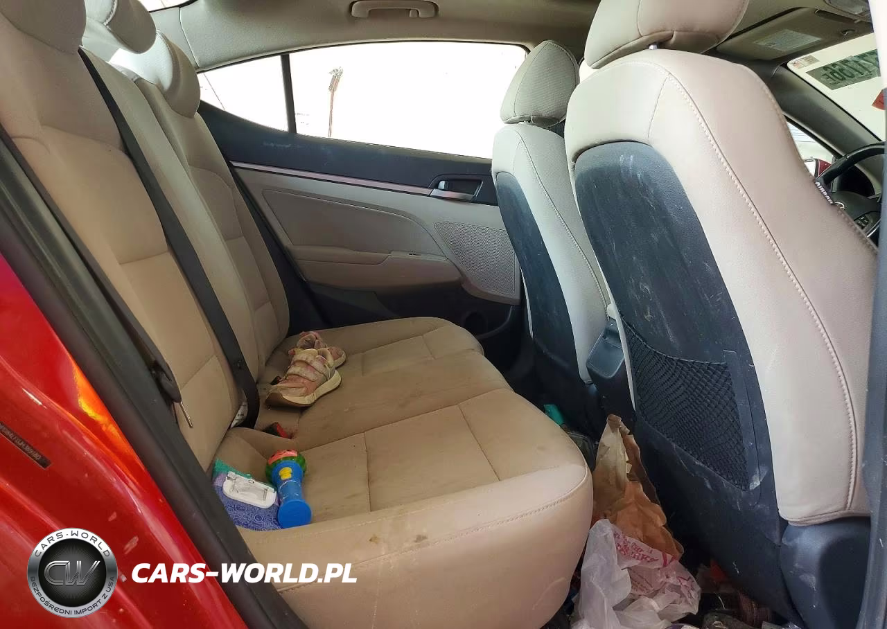 2018 Hyundai Elantra Value Edition VIN:5NPD84LF0JH389180 - 10