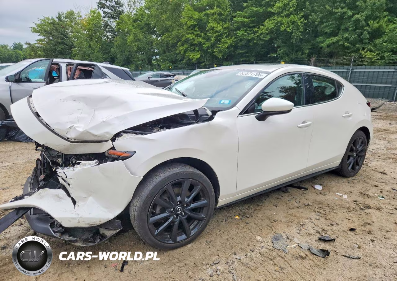 2021 Mazda 3 Premium