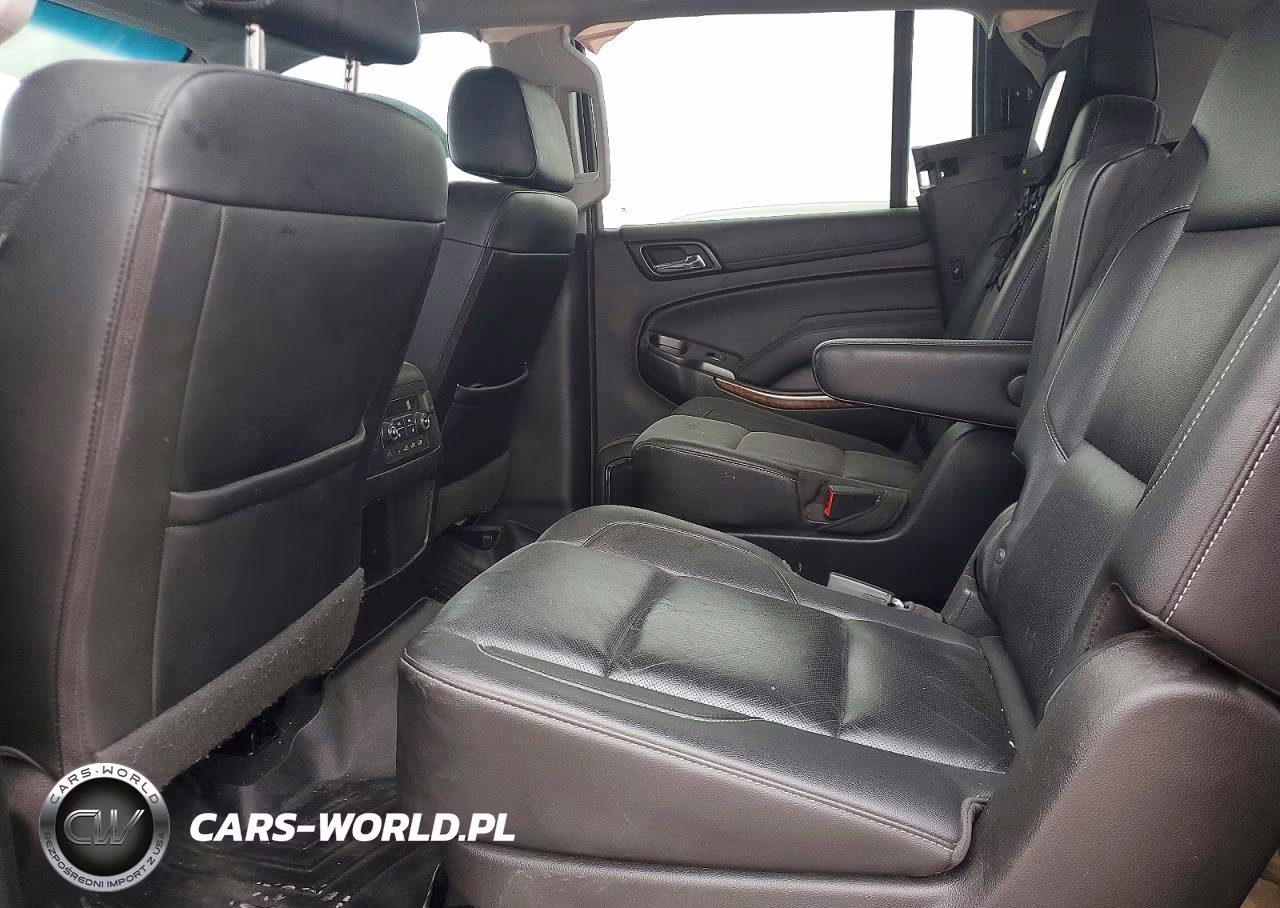 2019 Chevrolet Suburban K1500 Premier VIN:1GNSKJKC5KR250534 - 10