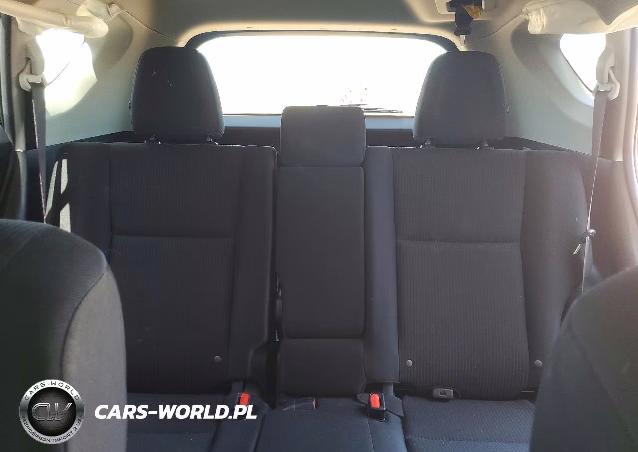 2017 Toyota Rav4 Le VIN:JTMZFREV5HJ136693 - 10