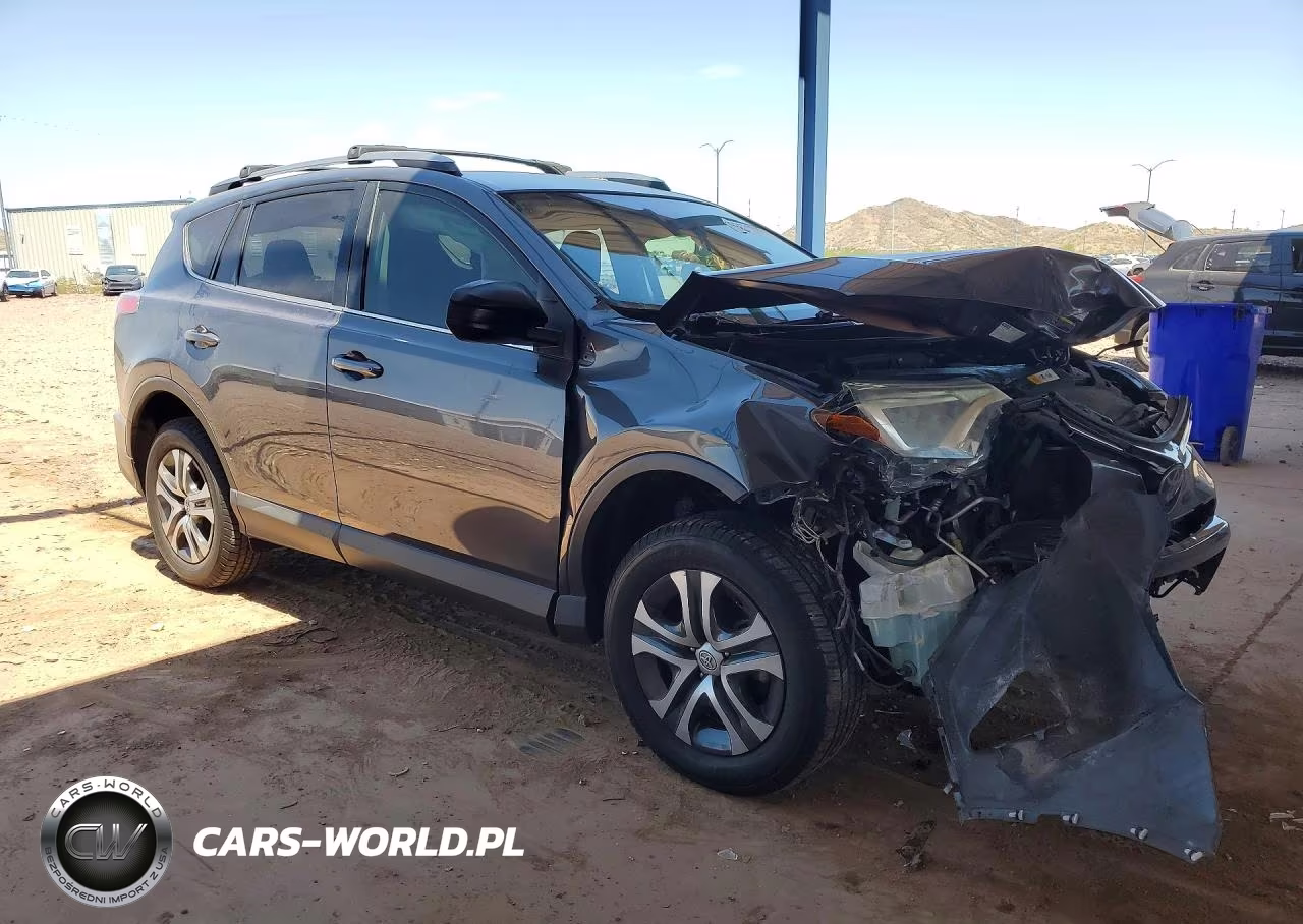 2017 Toyota Rav4 Le VIN:JTMZFREV5HJ136693 - 4