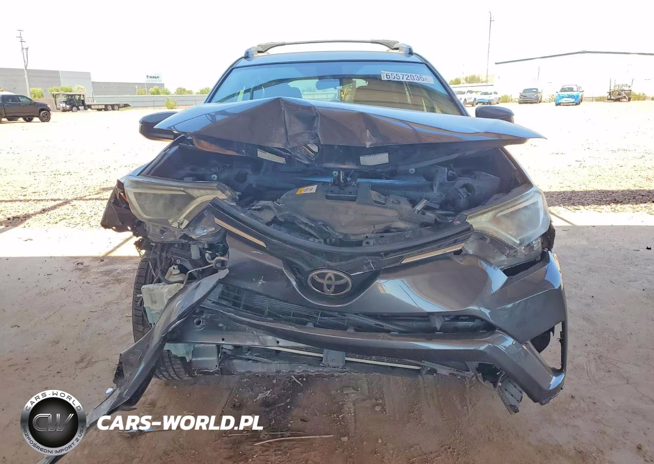 2017 Toyota Rav4 Le VIN:JTMZFREV5HJ136693 - 5