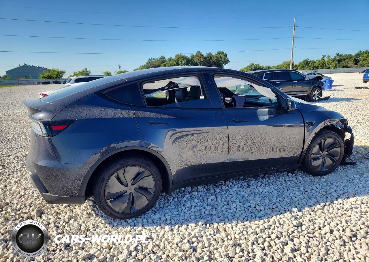 2026 Tesla Model Y VIN:7SAYGDED7TA699909 - 3