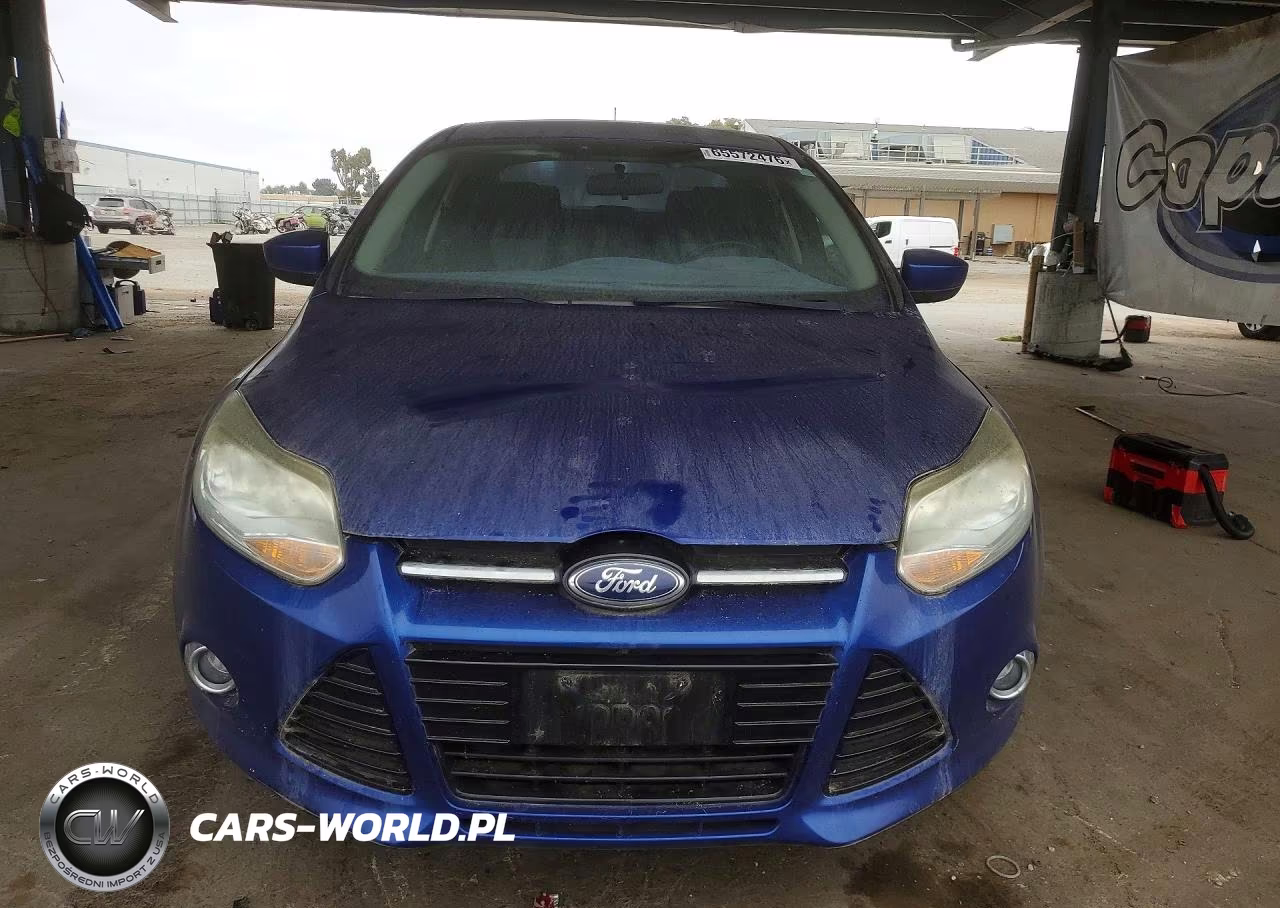 2012 Ford Focus Se VIN:1FAHP3F21CL452704 - 5