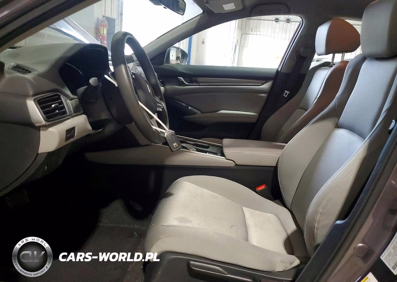2018 Honda Accord Lx VIN:1HGCV1F1XJA264067 - 7