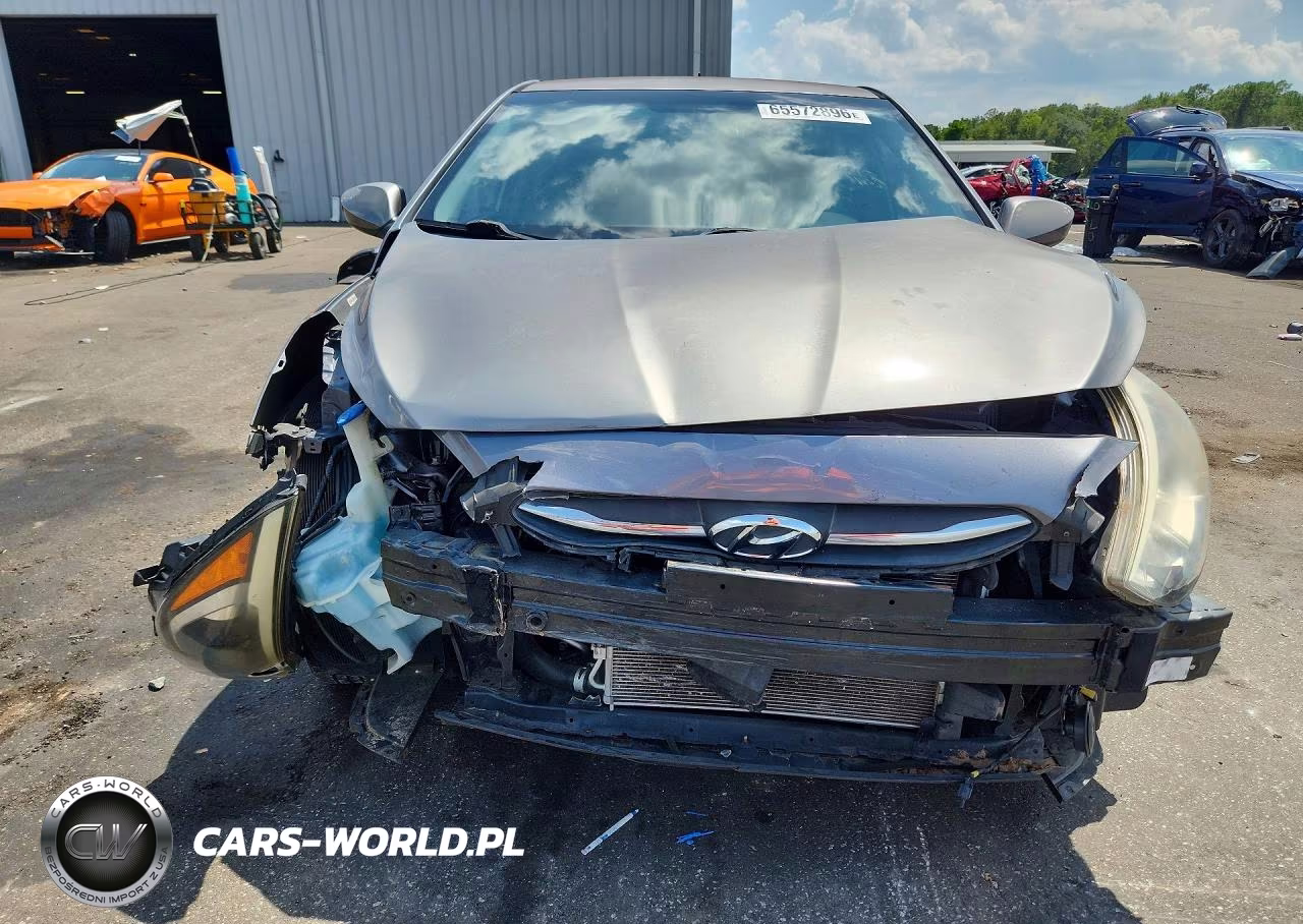 2015 Hyundai Accent Gs VIN:KMHCT5AE6FU212152 - 5