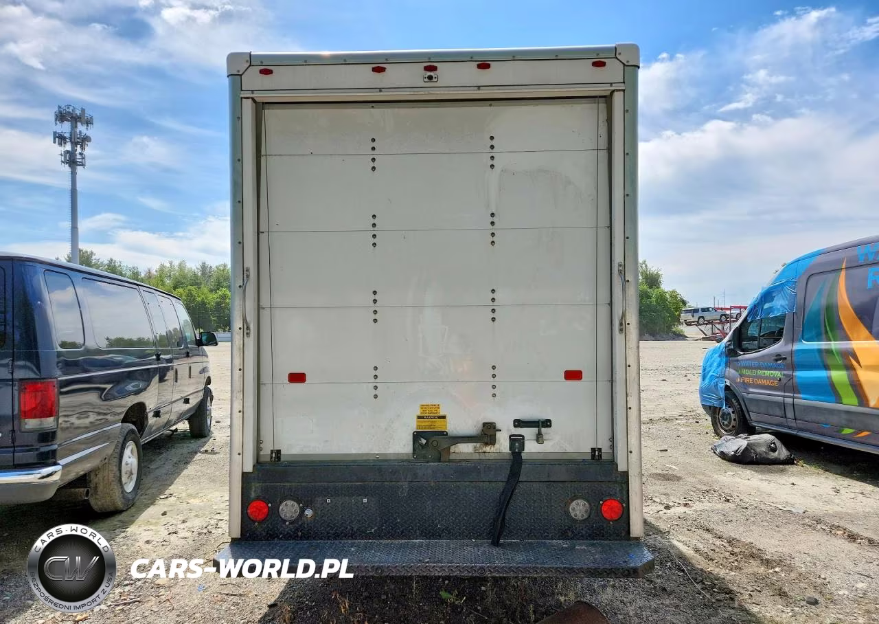 2024 Chevrolet Express G3500 Box Truck VIN:1HA0GRF71RN017373 - 6