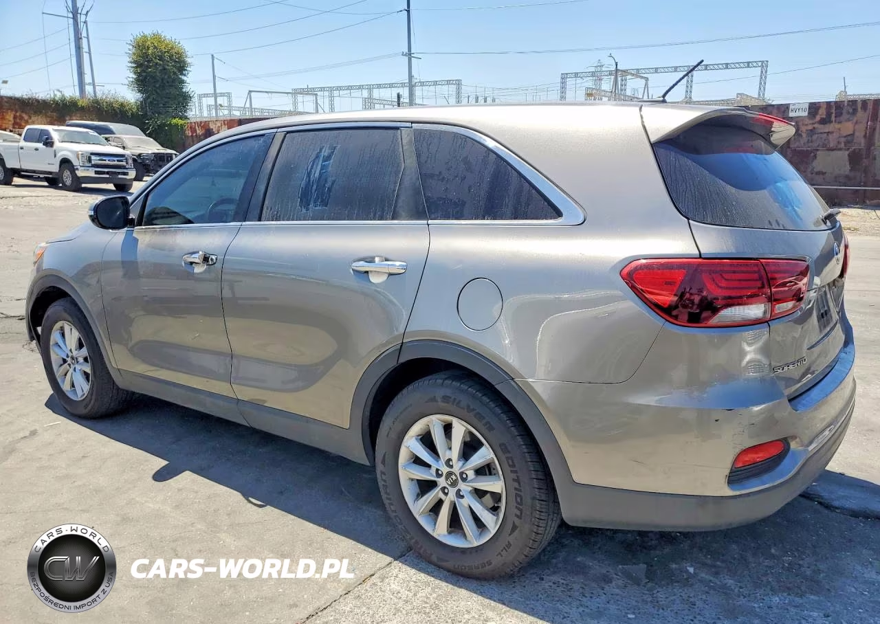 2019 Kia Sorento Lx V6 VIN:5XYPG4A50KG467203 - 2