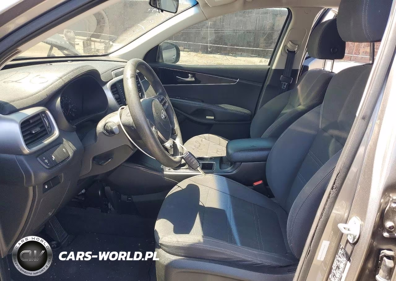 2019 Kia Sorento Lx V6 VIN:5XYPG4A50KG467203 - 7