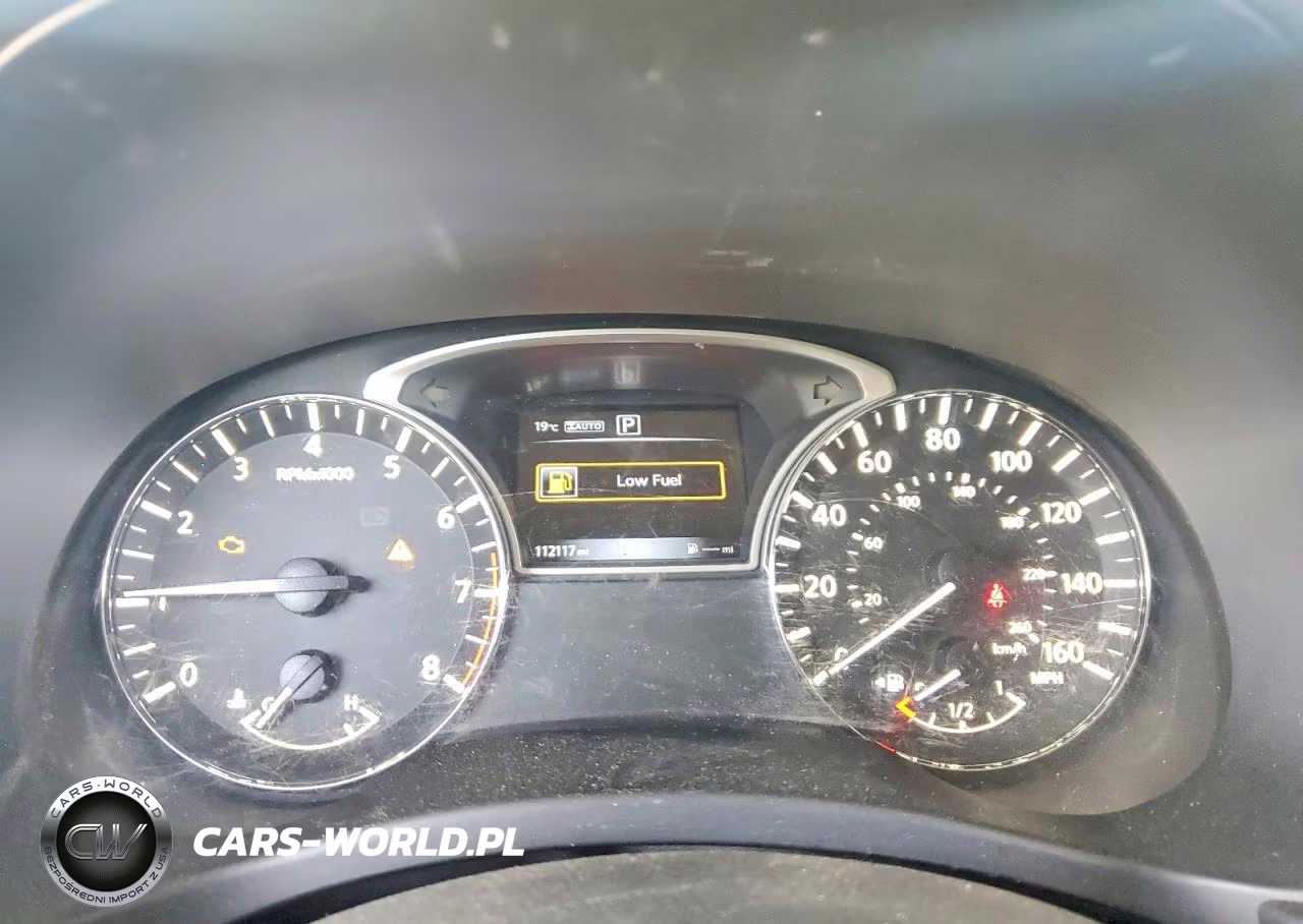 2018 Nissan Pathfinder S VIN:5N1DR2MM8JC658385 - 9