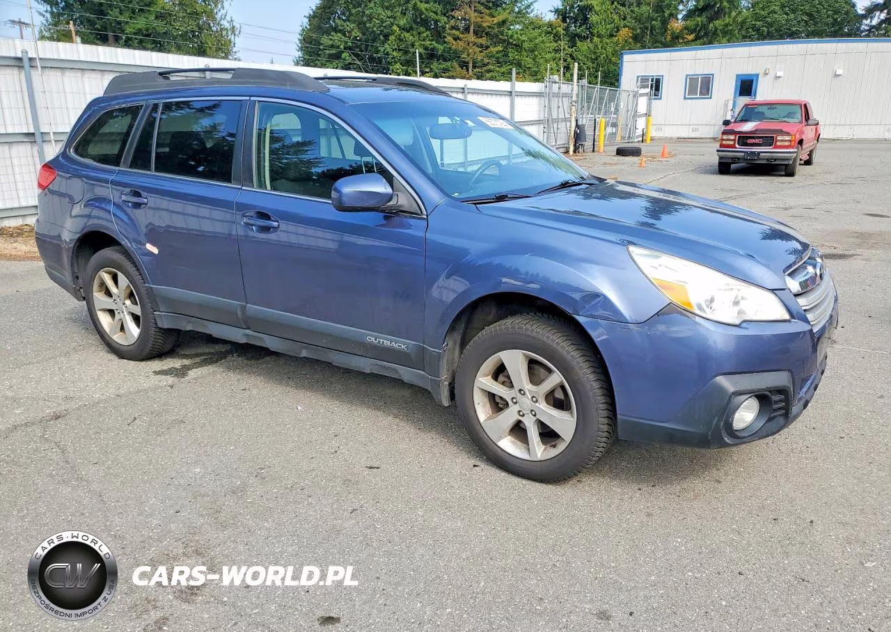 2013 Subaru Outback 2.5I Premium VIN:4S4BRCGC0D3252928 - 4