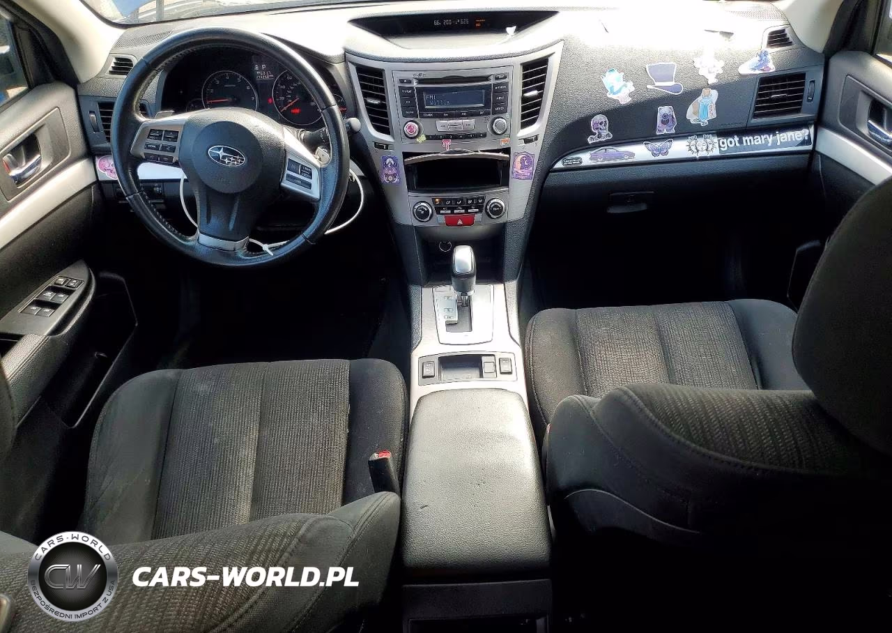2013 Subaru Outback 2.5I Premium VIN:4S4BRCGC0D3252928 - 8