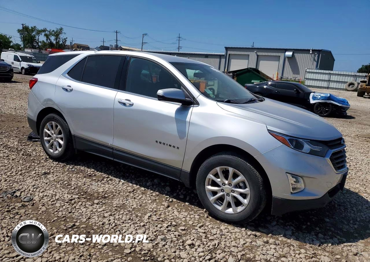 2018 Chevrolet Equinox Lt VIN:3GNAXJEV6JS594024 - 4