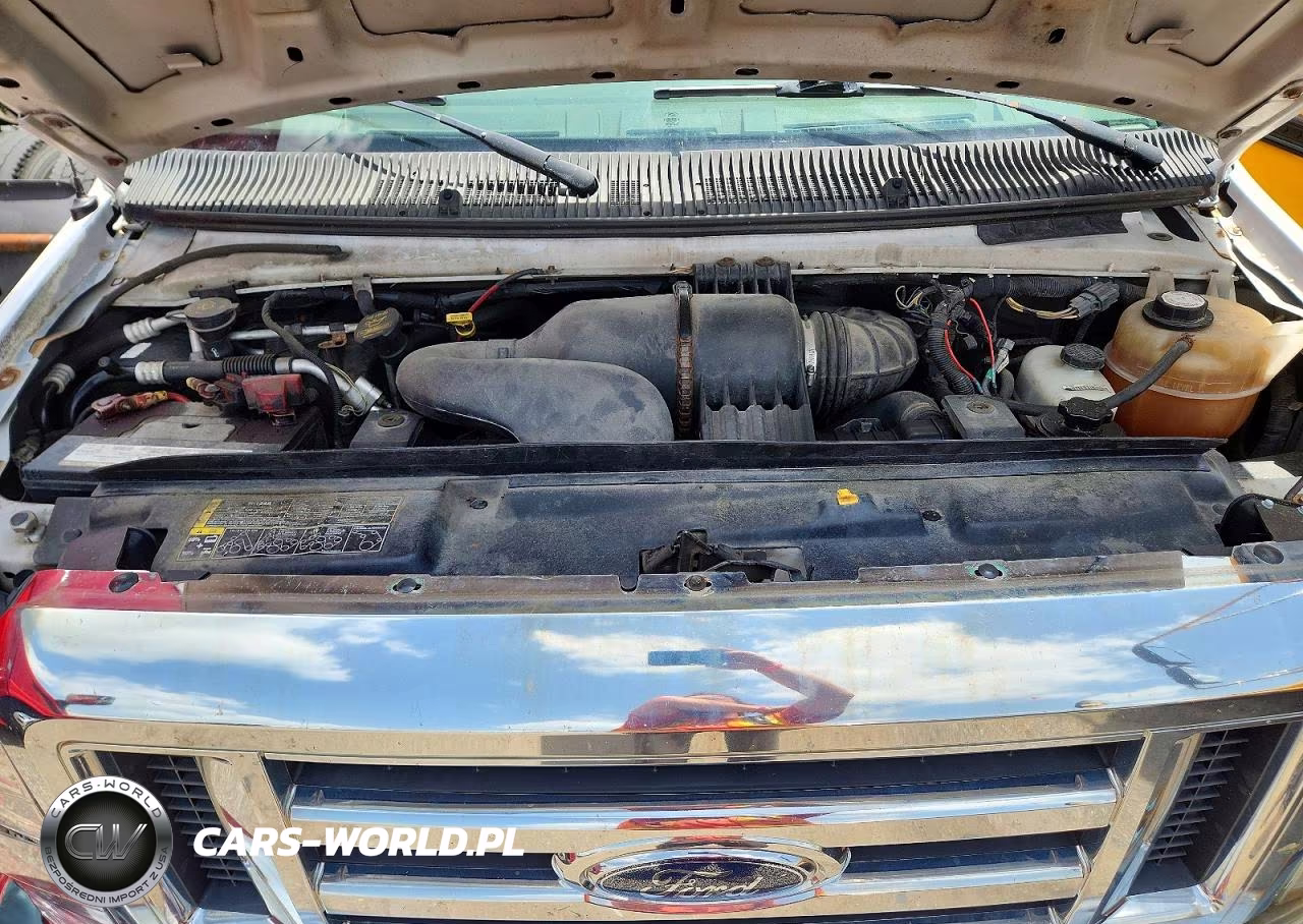 2013 Ford Econoline E450 Super Duty Cutaway Van VIN:1FDXE4FS8DDA15193 - 19