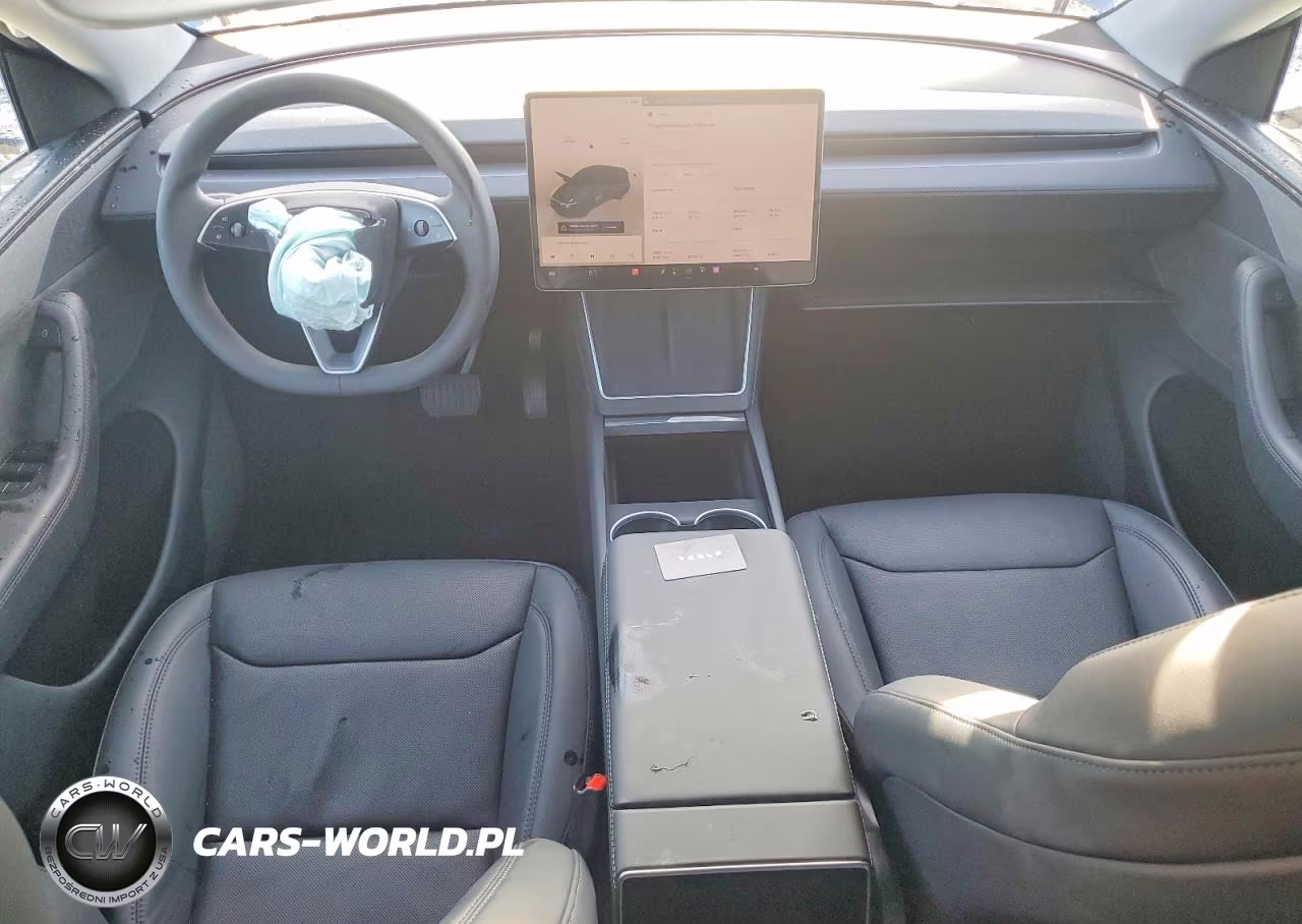 2026 Tesla Model Y VIN:7SAYGDED2TF549127 - 8