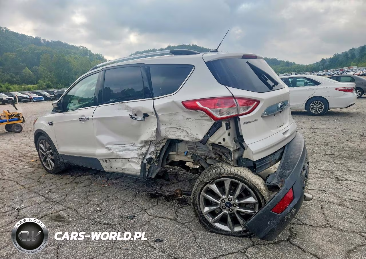 2015 Ford Escape Se VIN:1FMCU9GX5FUA23330 - 2