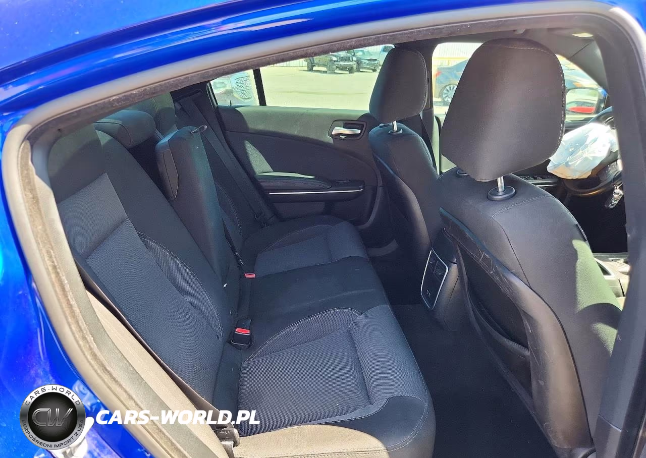 2018 Dodge Charger Sxt VIN:2C3CDXBG0JH319257 - 10