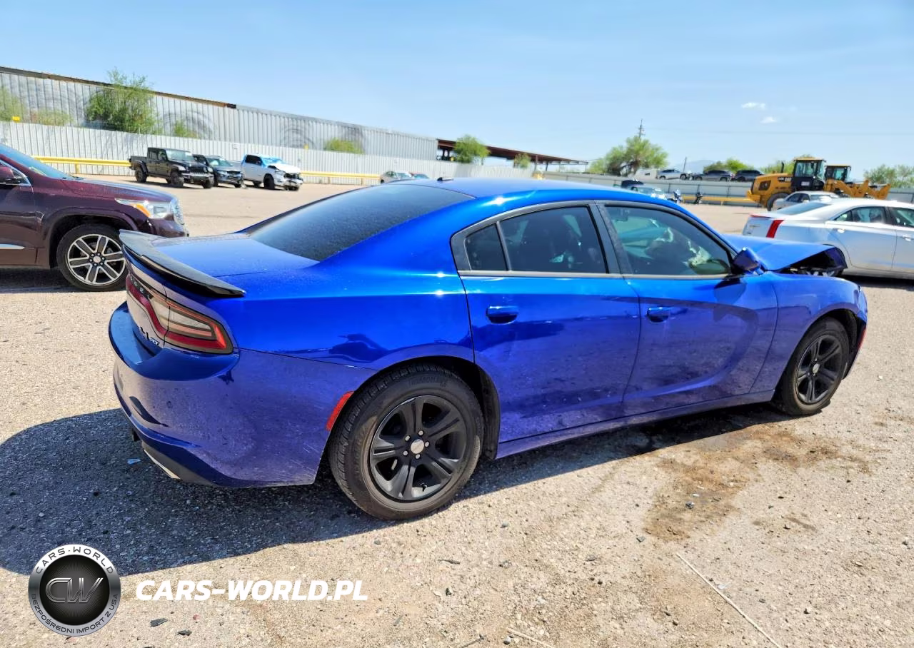 2018 Dodge Charger Sxt VIN:2C3CDXBG0JH319257 - 3