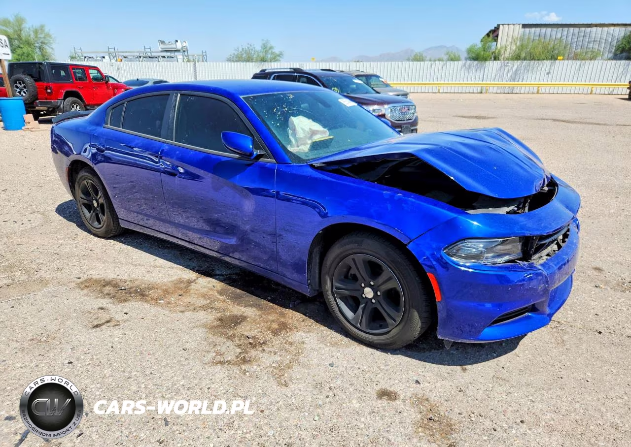 2018 Dodge Charger Sxt VIN:2C3CDXBG0JH319257 - 4