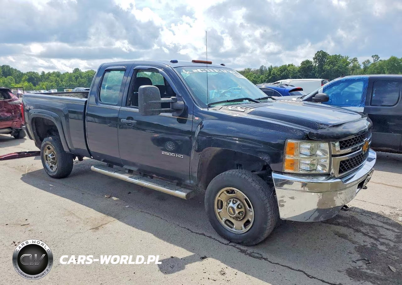 2012 Chevrolet Silverado K2500 Heavy Duty VIN:1GC2KVCG0CZ338507 - 4