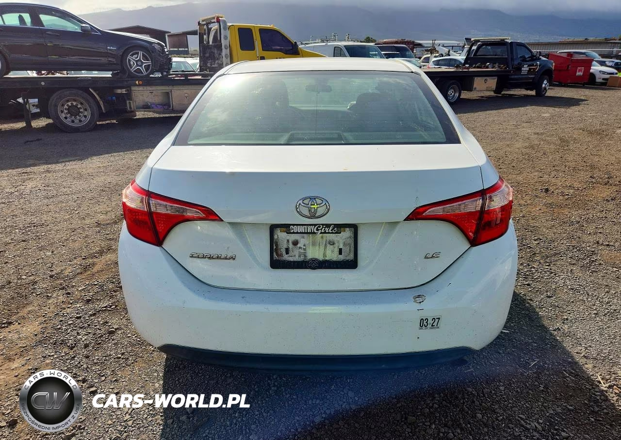 2018 Toyota Corolla L VIN:5YFBURHE6JP773290 - 6