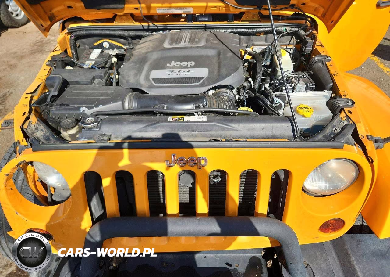 2012 Jeep Wrangler Unlimited Sahara VIN:1C4HJWEG0CL248017 - 11