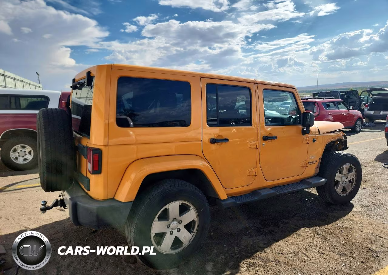 2012 Jeep Wrangler Unlimited Sahara VIN:1C4HJWEG0CL248017 - 3