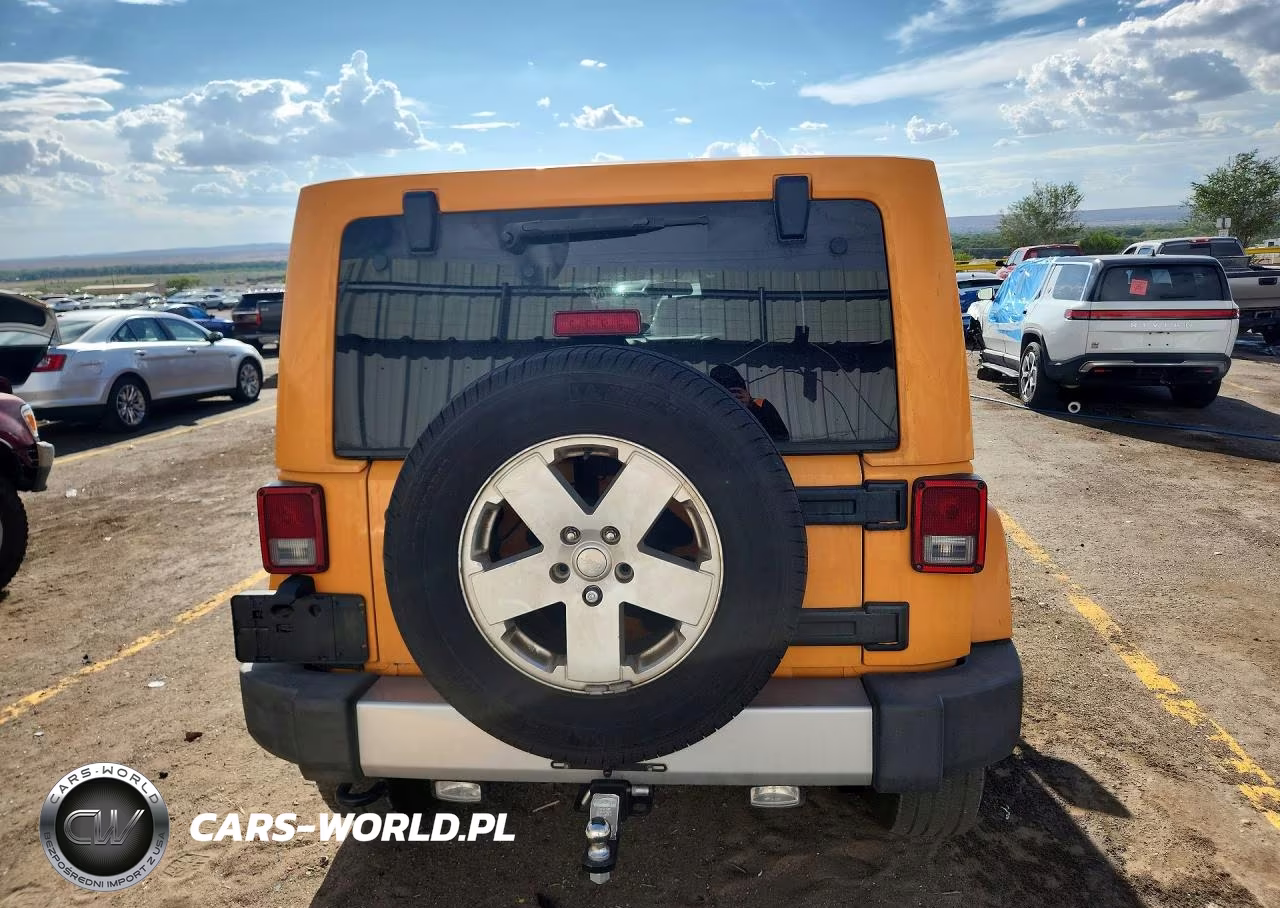 2012 Jeep Wrangler Unlimited Sahara VIN:1C4HJWEG0CL248017 - 6