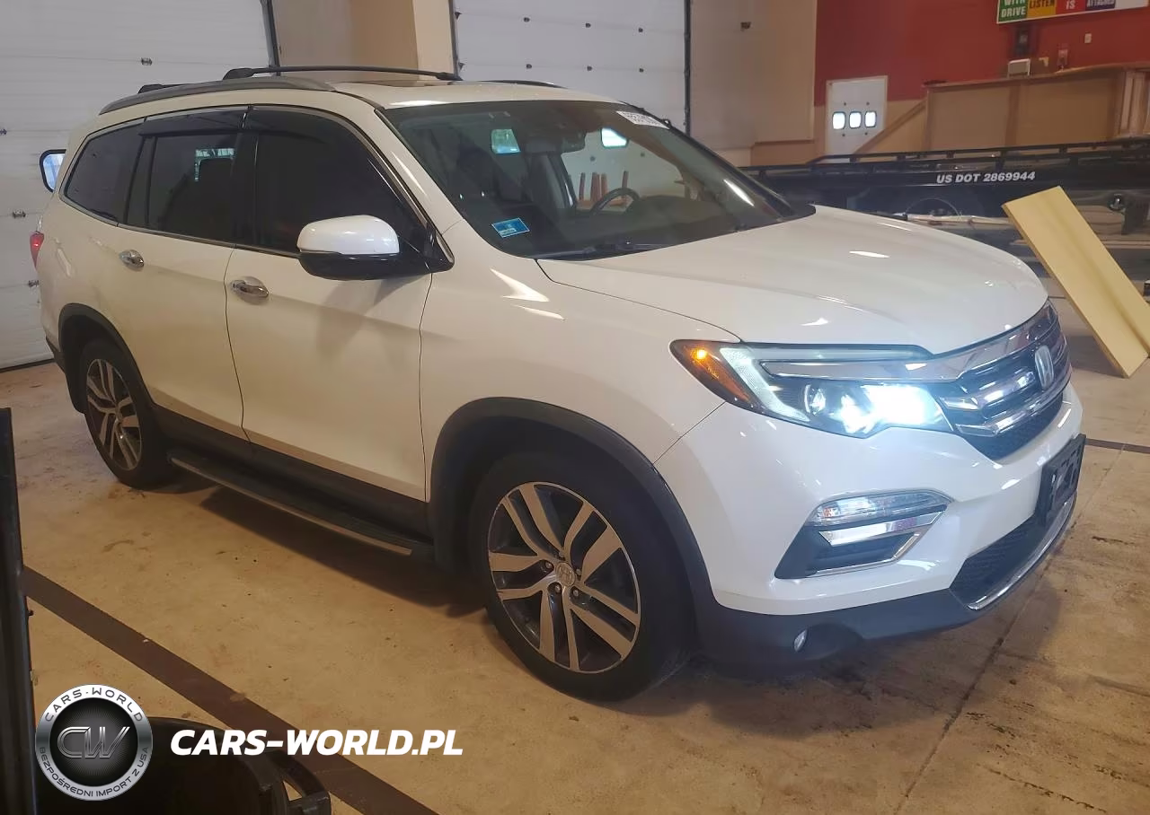 2017 Honda Pilot Elite VIN:5FNYF6H05HB098030 - 4