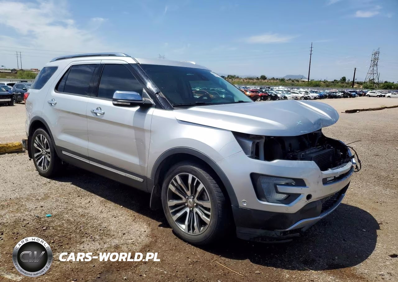 2016 Ford Explorer Platinum VIN:1FM5K8HT8GGB95467 - 4