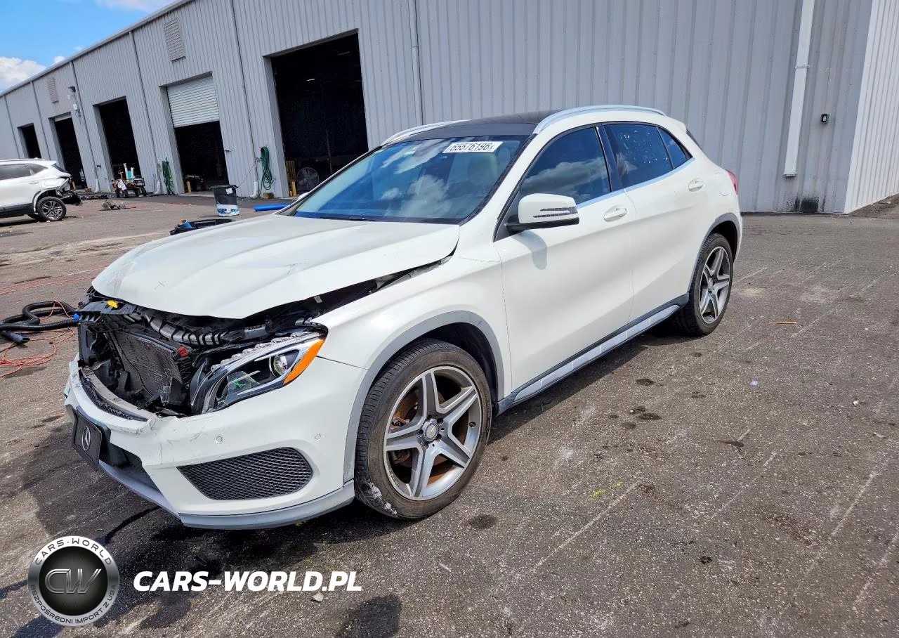 2015 Mercedes-Benz Gla 250 4Matic VIN:WDCTG4GB0FJ040969 - 1