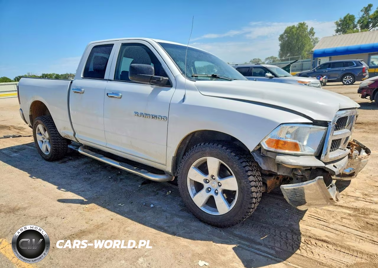 2011 Dodge Ram 1500 VIN:1D7RV1GT2BS679183 - 4