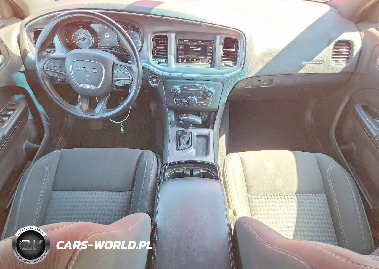 2019 Dodge Charger Sxt VIN:2C3CDXBG1KH683754 - 8