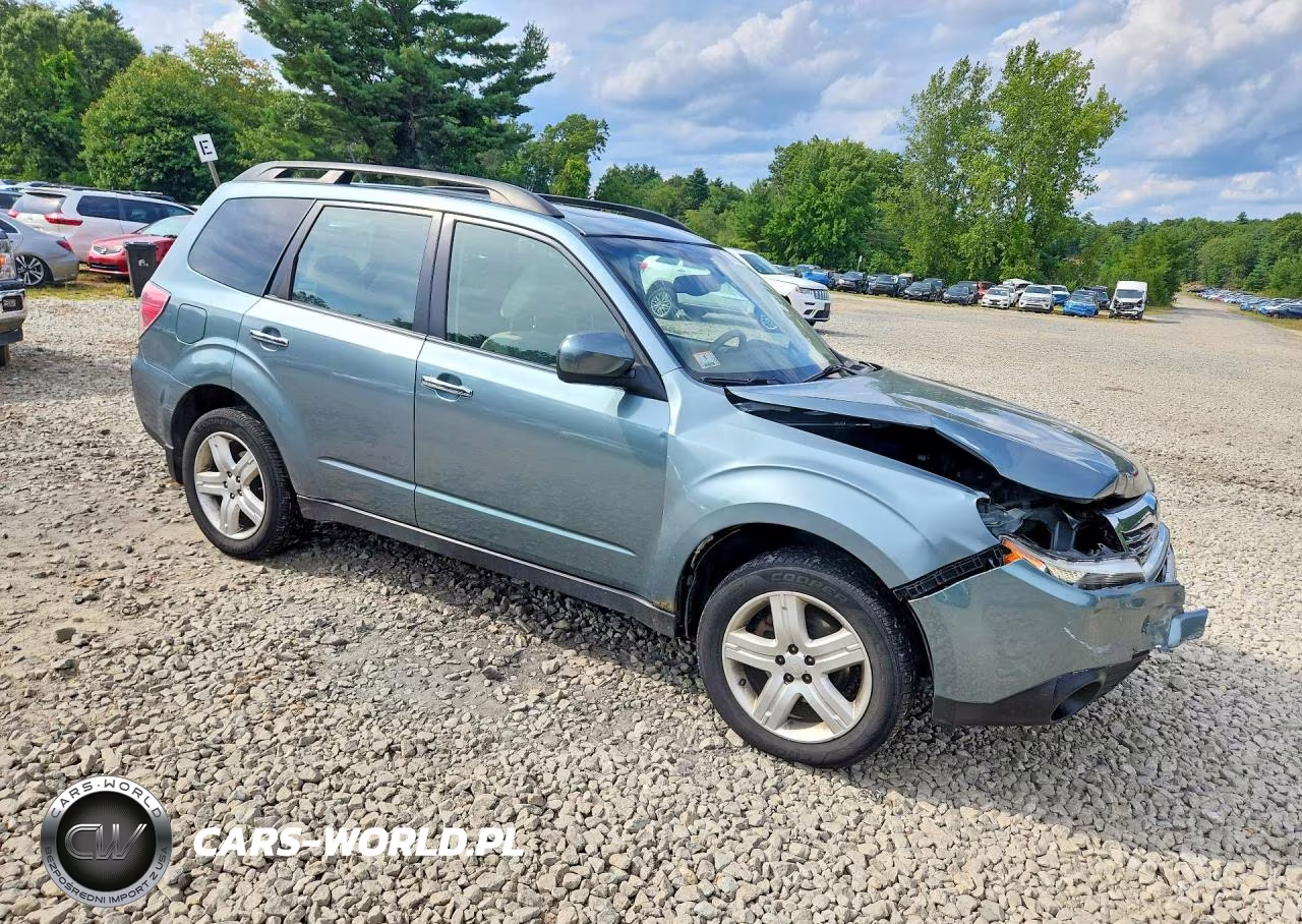 2010 Subaru Forester 2.5X Premium VIN:JF2SH6CC6AH719770 - 4