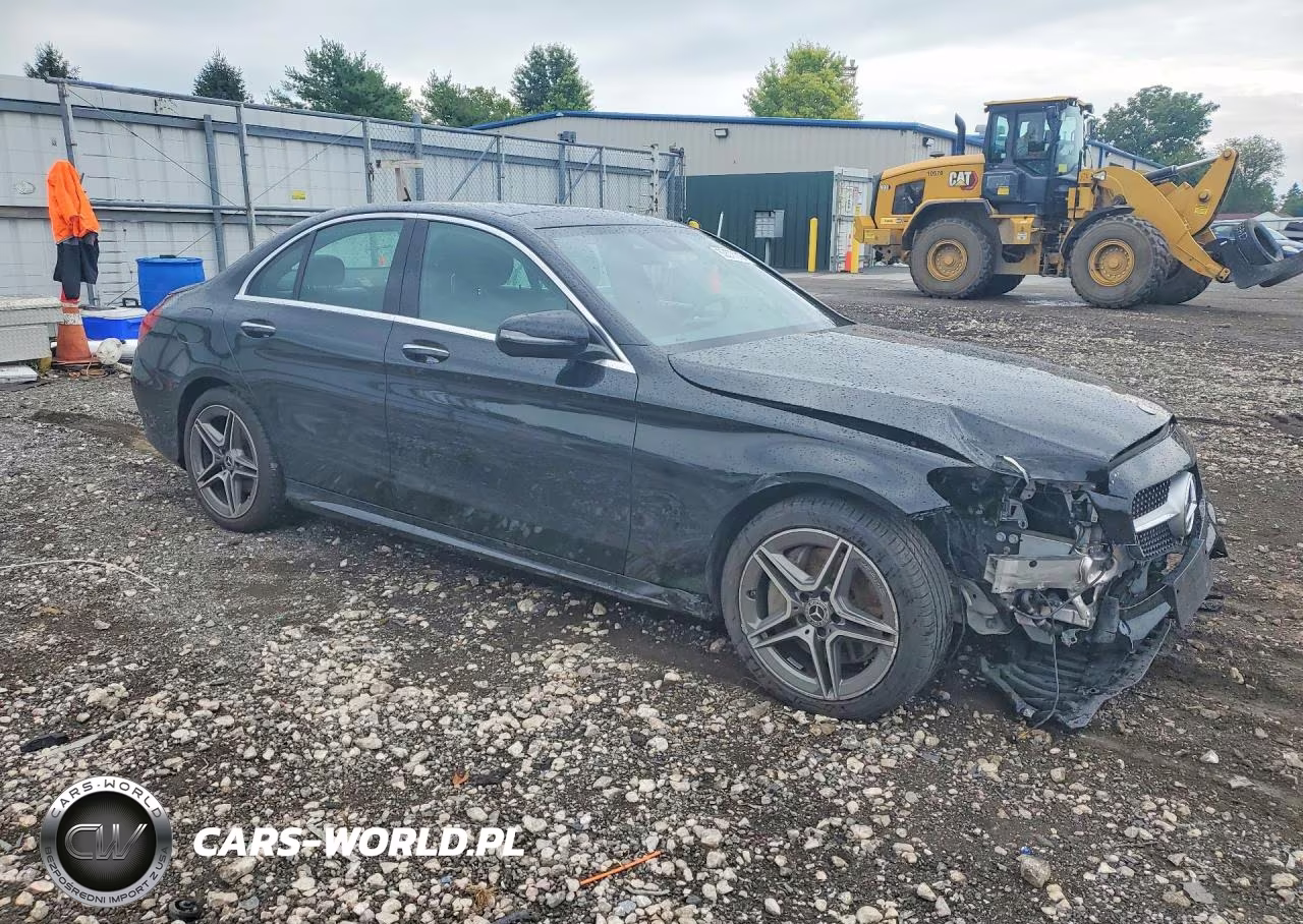 2019 Mercedes-Benz C 300 4Matic VIN:55SWF8EB1KU315670 - 4