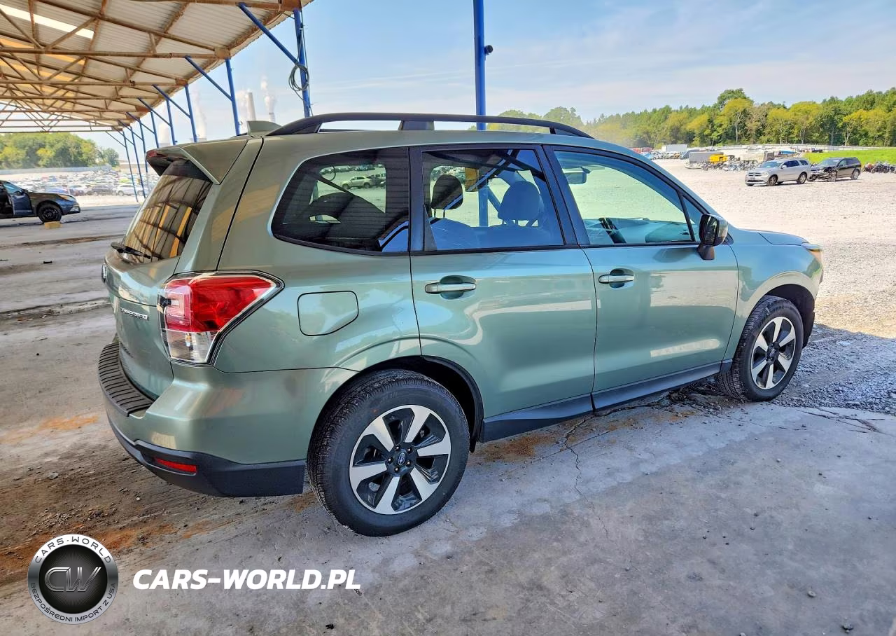 2018 Subaru Forester 2.5I Premium VIN:JF2SJAEC1JH568499 - 3