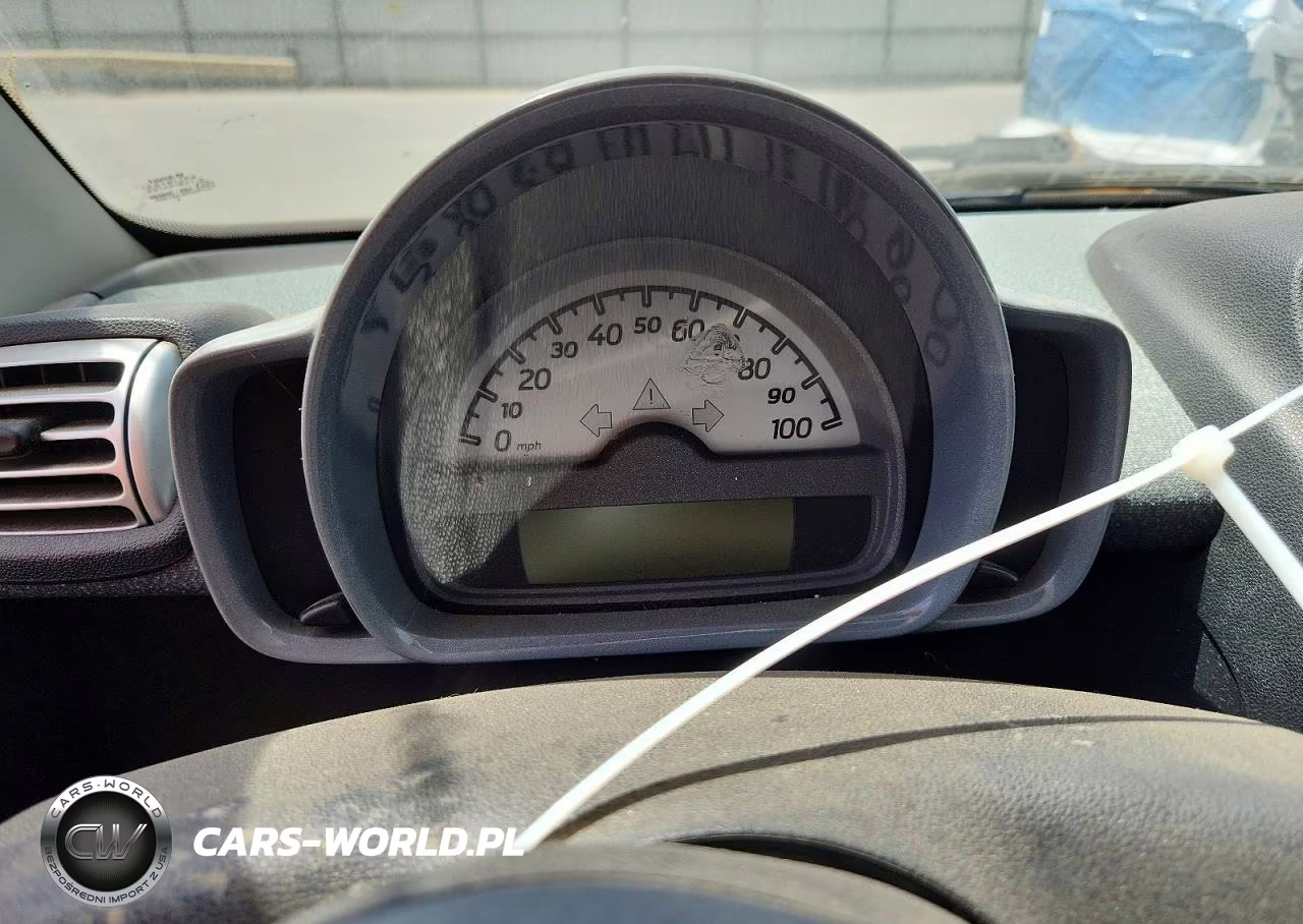 2009 Smart Fortwo Pure VIN:WMEEJ31X09K223531 - 9