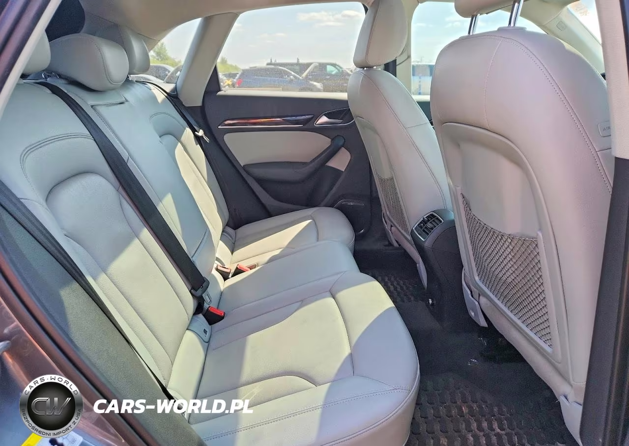 2015 Audi Q3 Prestige VIN:WA1GFCFS0FR011537 - 10