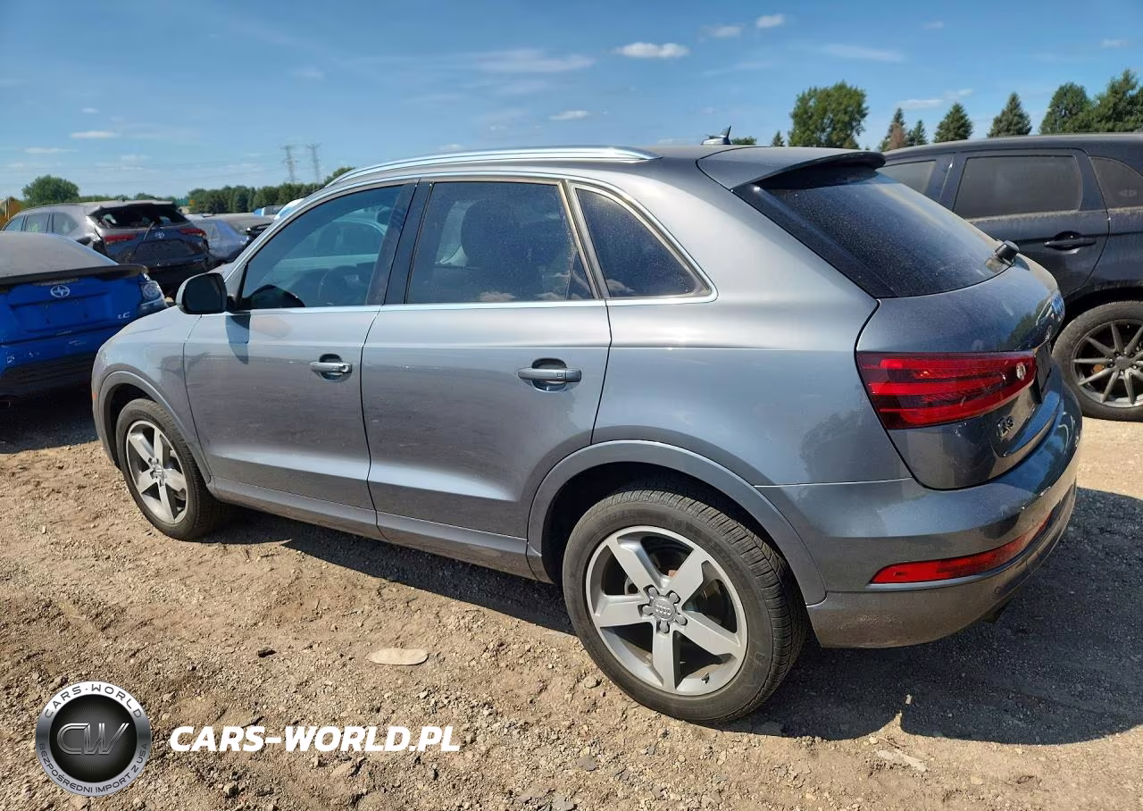 2015 Audi Q3 Prestige VIN:WA1GFCFS0FR011537 - 2